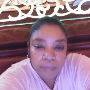 Meet your Posher, Malaika